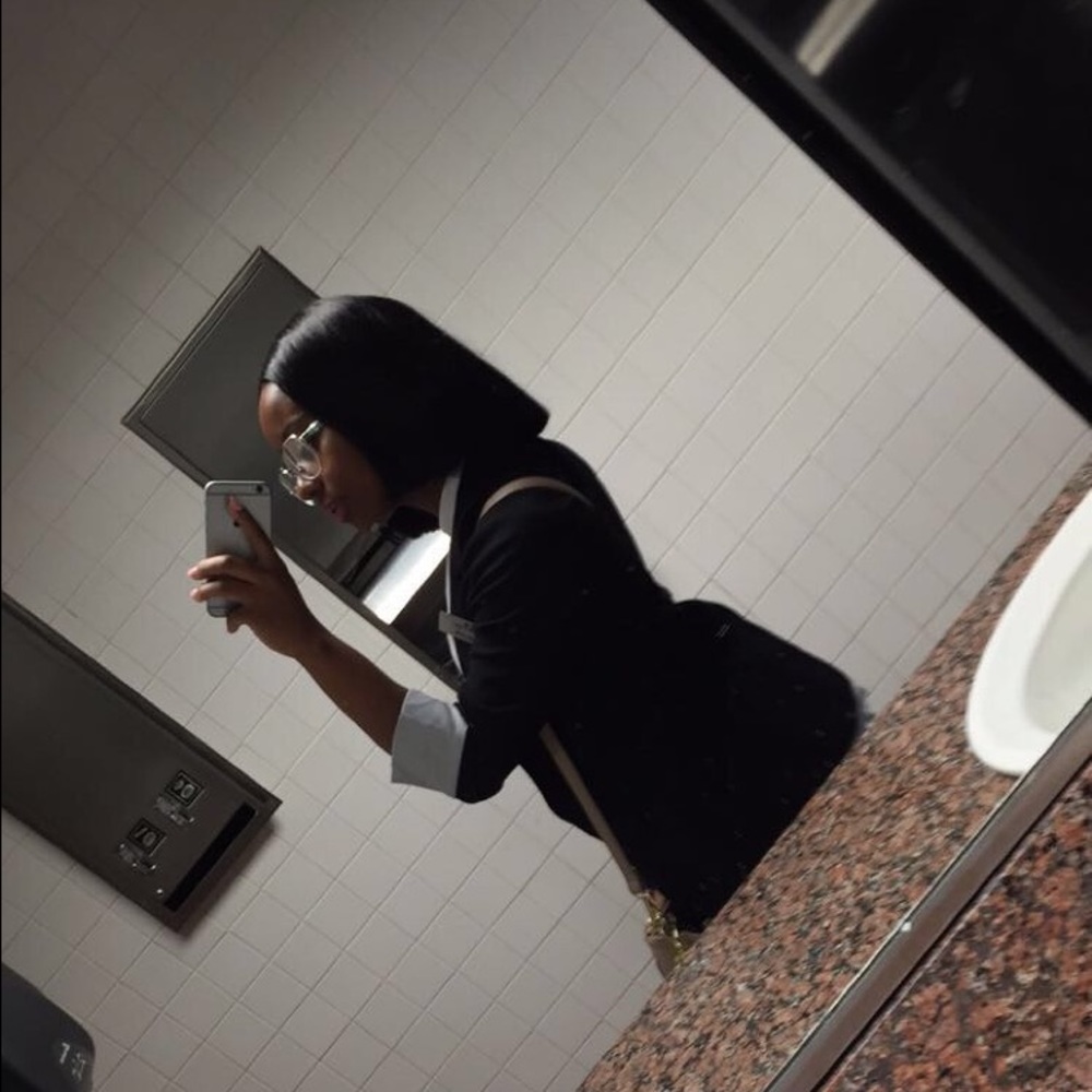 Meet your Posher, Xyasia