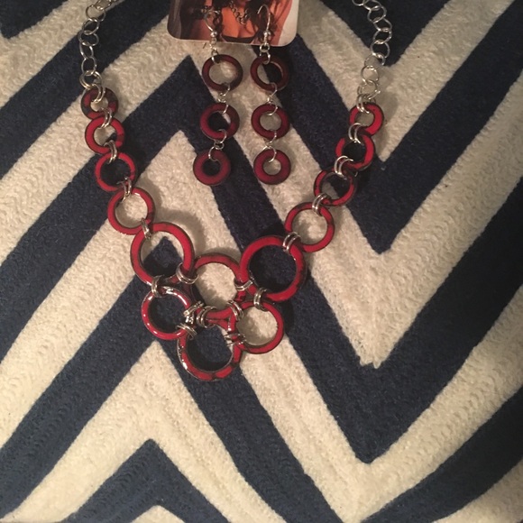 Custom made red circular link earrings/necklace! - Picture 1 of 3