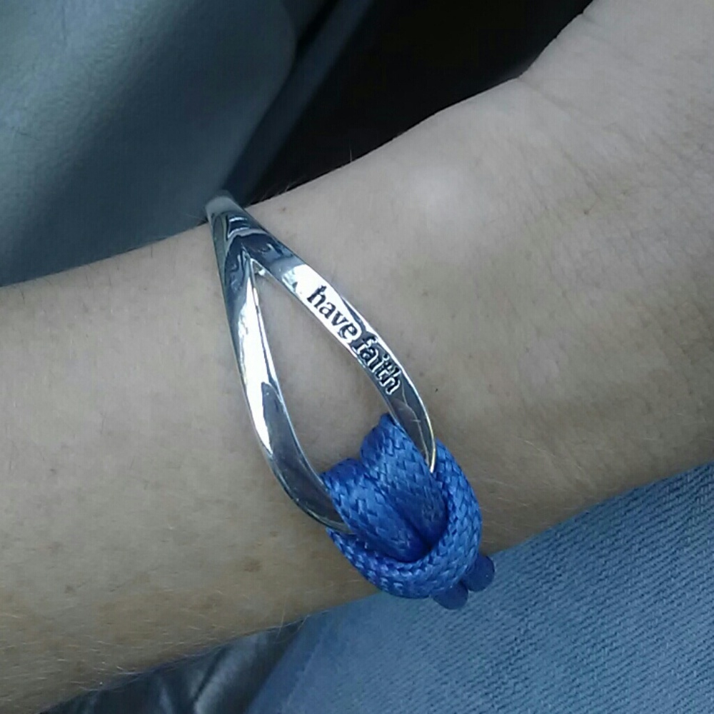 Blue Bracelet made by Avon