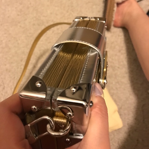 LOUIS VUITTON petite malle gold&silver - Picture 7 of 8