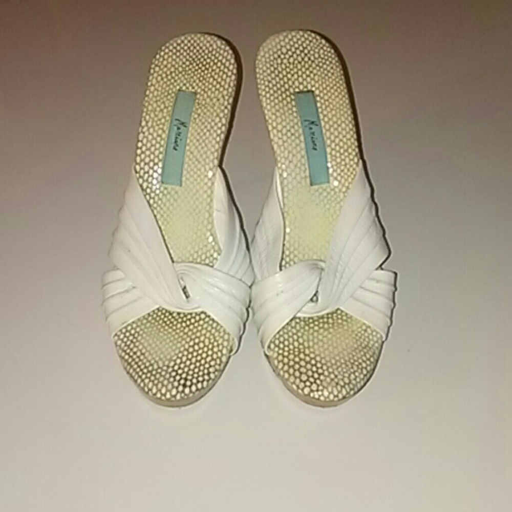 ⚡Final price⚡Slide in heels White Marciano sz 7