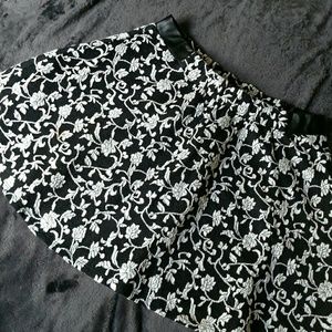 Floral print skirt