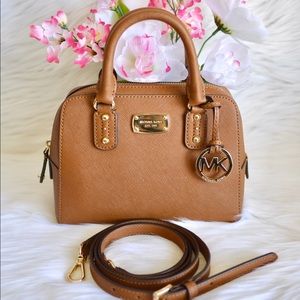 MK Jet Set Travel Satchel Mini