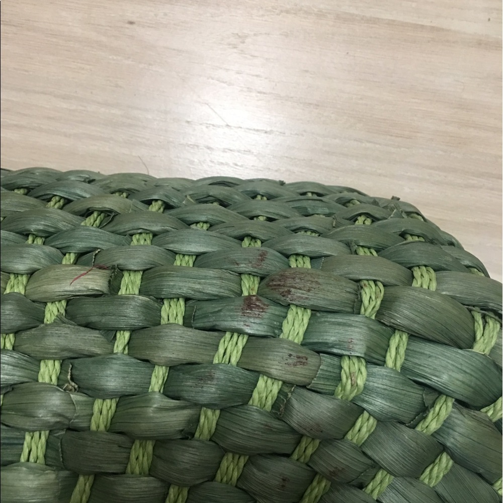 @zucchinigirl photos of green straw Tote stains