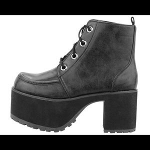 T.U.K Black Platform Nosebleed Chunky Heel Boots
