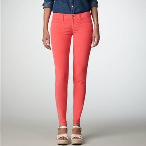 ❌ SOLD ❌ American Eagle Tomato Red Skinny Jeans