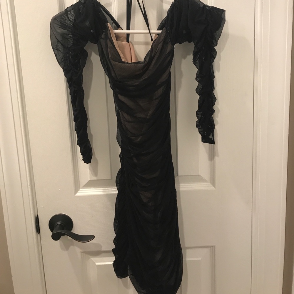Bebe dress