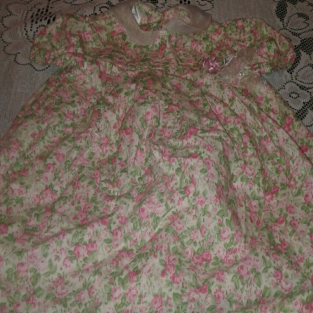 Floral girls dress