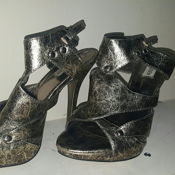 Steve Madden metallic heels - Picture 3 of 4
