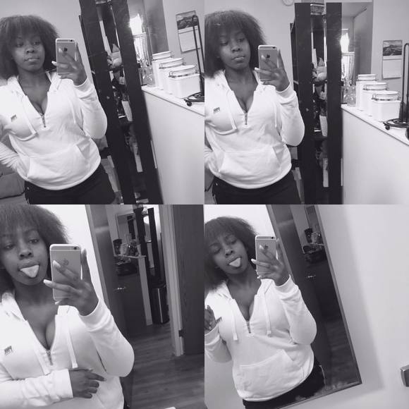 Meet your Posher, Camerrah - Picture 1 of 1