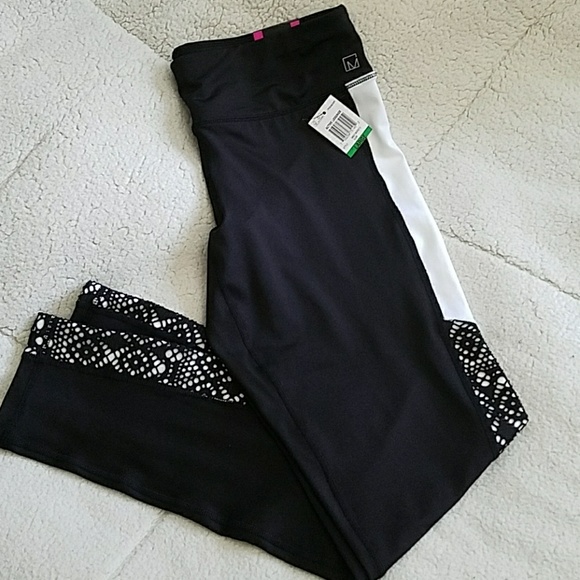 🖤MATERIAL GIRL ACTIVE🖤 LEGGINGS - Picture 4 of 8