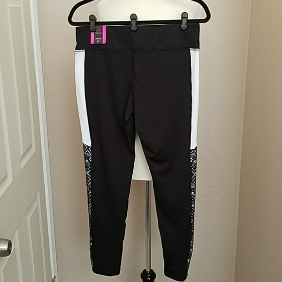 🖤MATERIAL GIRL ACTIVE🖤 LEGGINGS - Picture 7 of 8