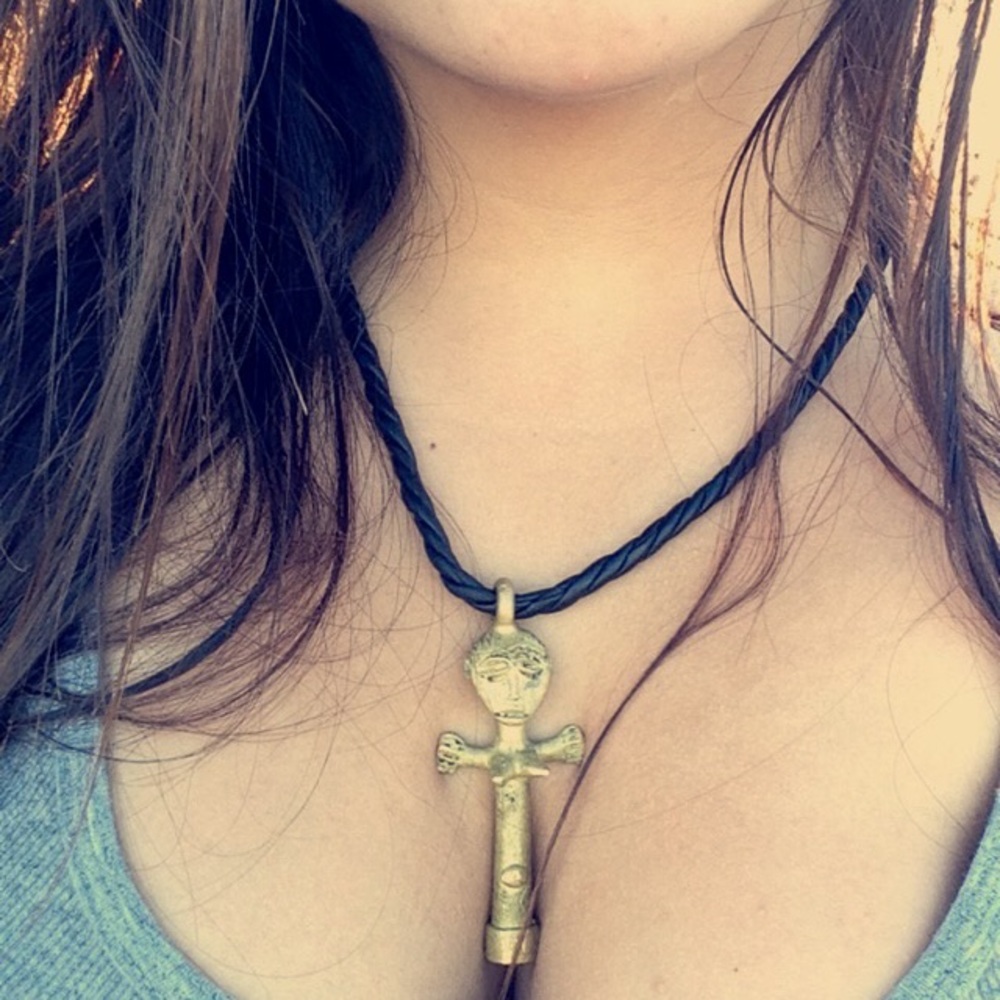 PLEASE HELP ME, HAVE YOU SEEN THIS NECKLACE???