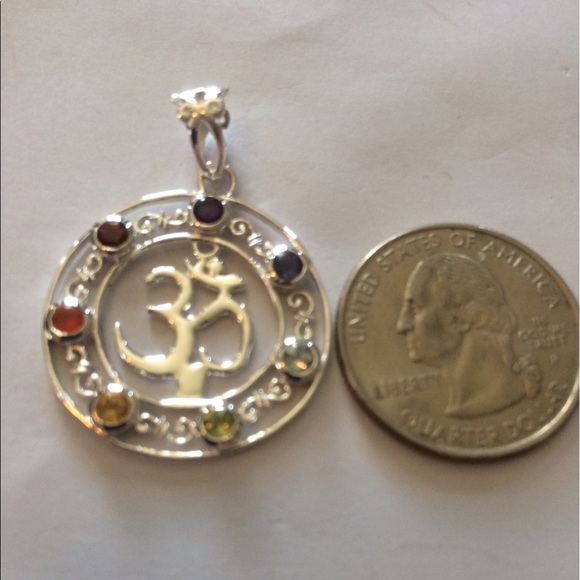 ✅REDUCED ‼️‼️SANSKRIT OM AUM CHAKRA SILVER - Picture 2 of 7