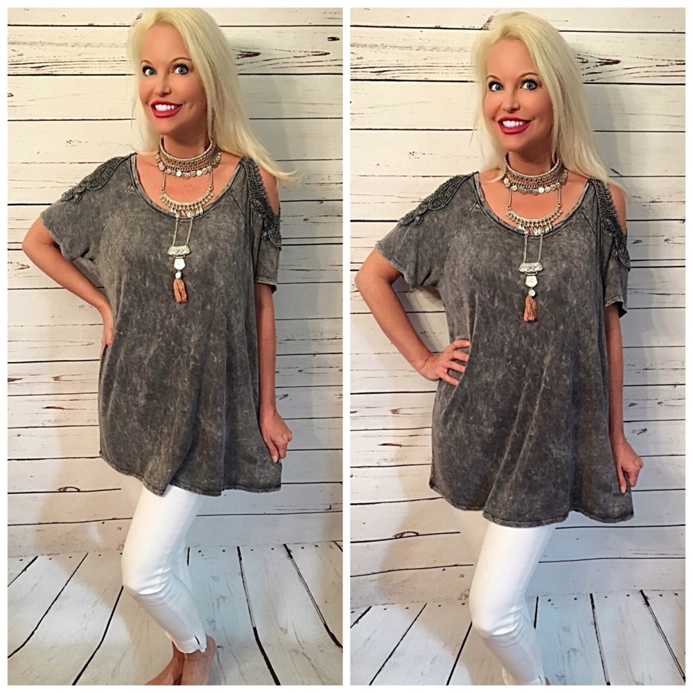 Cold shoulder acid washed crochet detail tunic - Picture 3 of 3