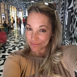 Meet your Posher, Vicky