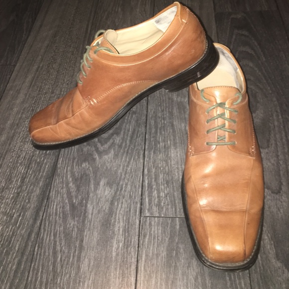 Calvin Klein Dress Shoes - Picture 1 of 3