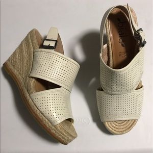 Biala Joyce Perforated espadrille Wedge Sandal 5.5