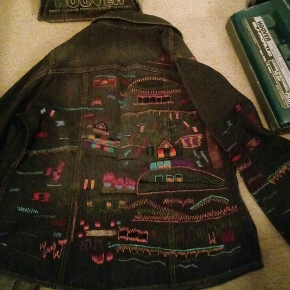 Jean jacket - Picture 3 of 4