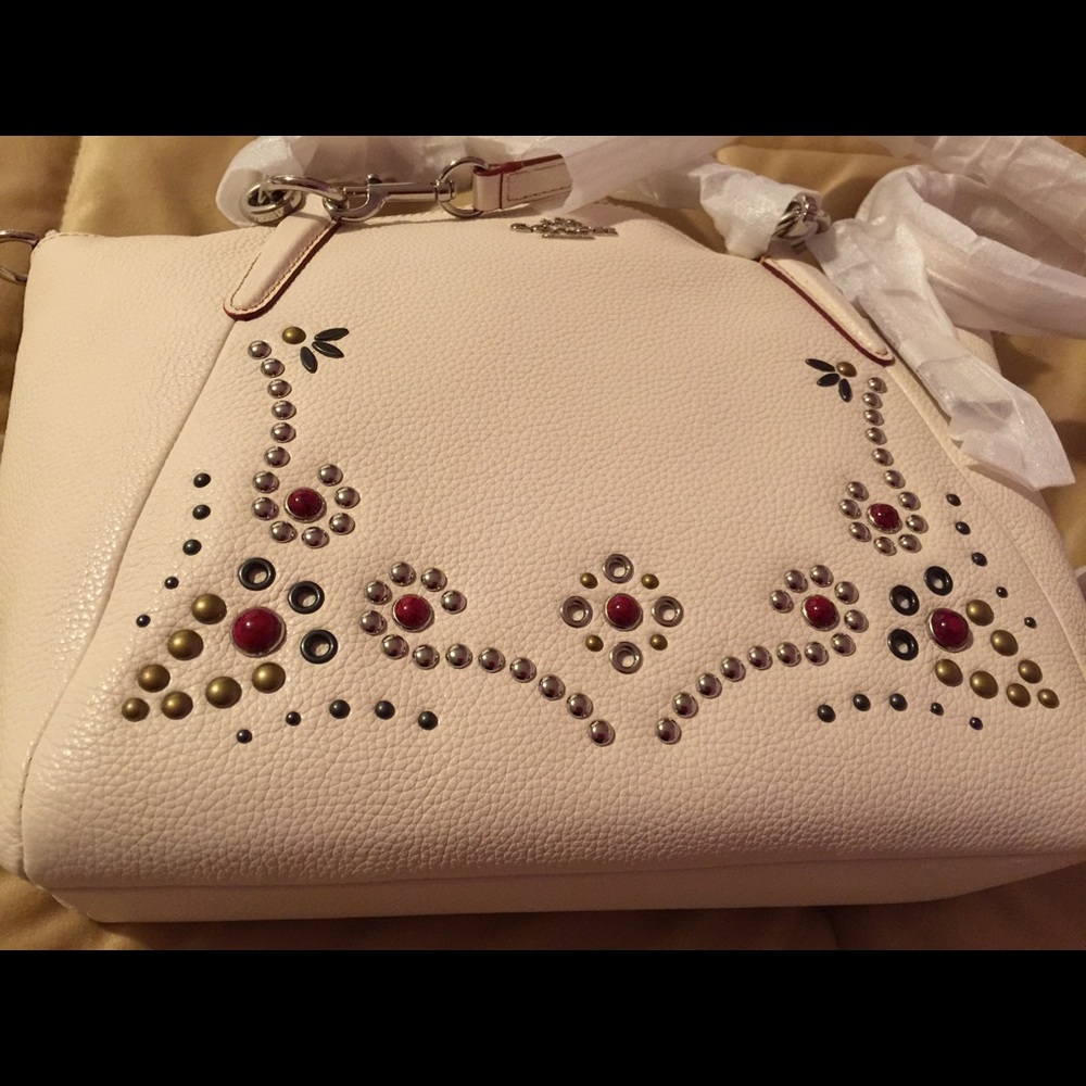 COACH F59348 SV/HA HAND BAG COLOR CHALK size M