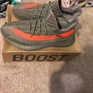 Yeezy 350 boost buluga