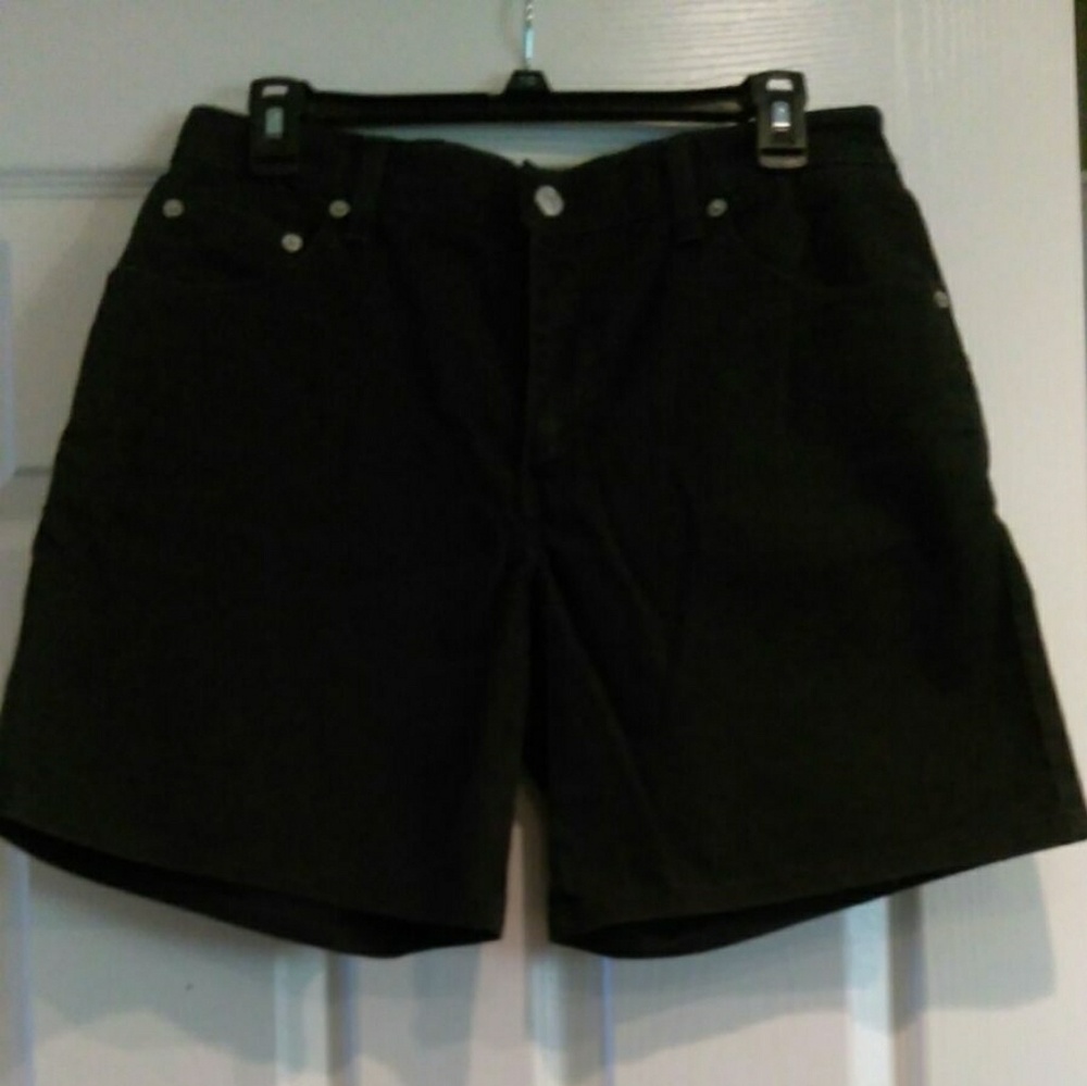 Ladies Black Short Denim Levi's