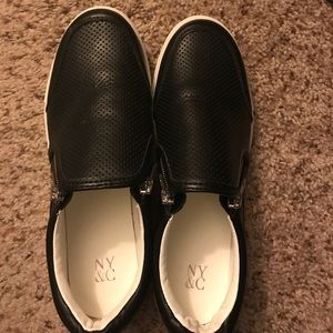 NY Company black slip on shoes