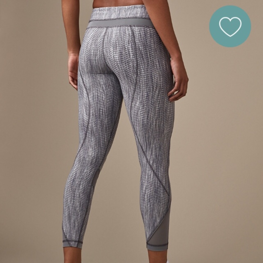 Lululemon inspire tight II Size 2