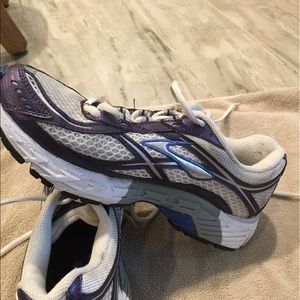 Brooks Women's Running Shoes