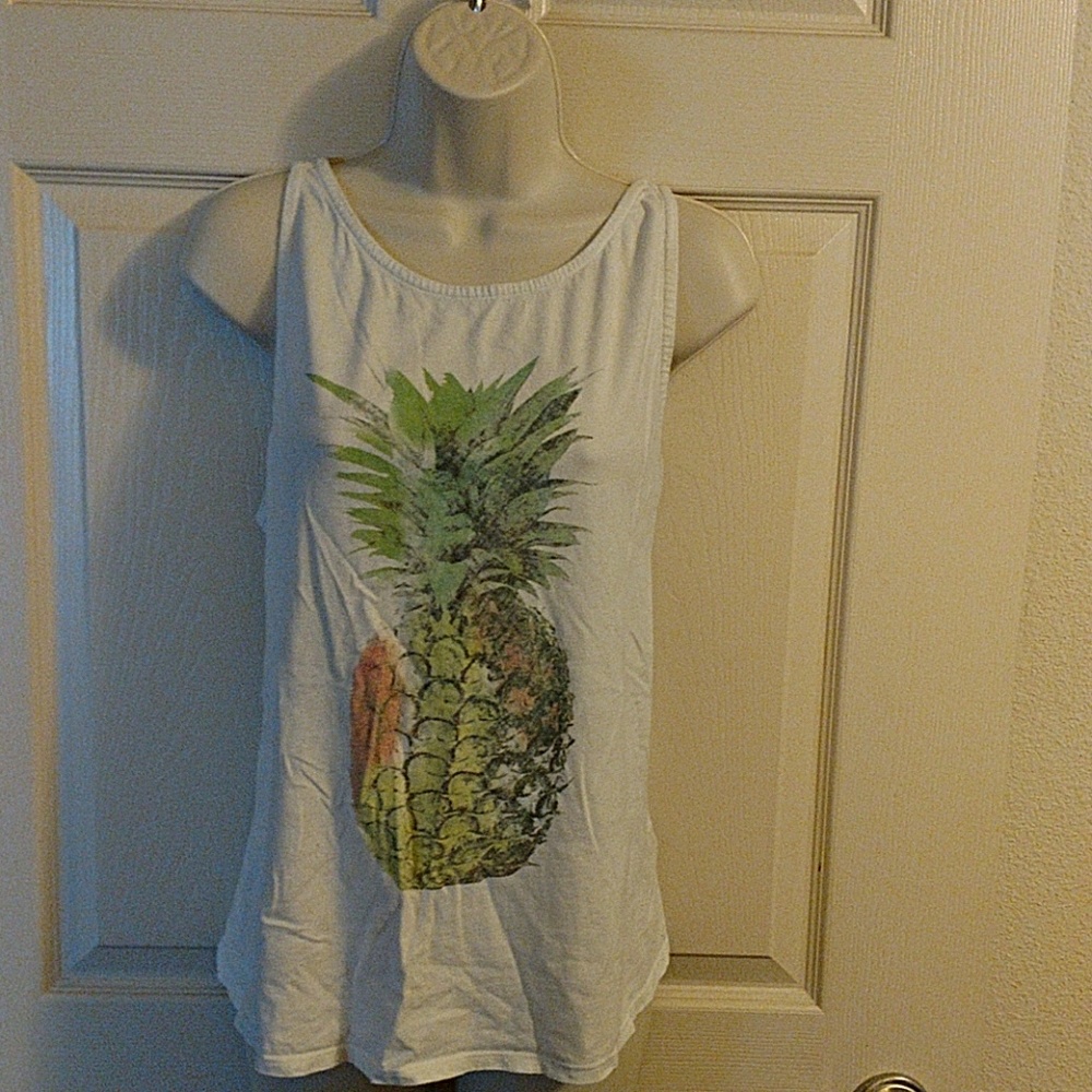 Gap Printed Pineapple Tank