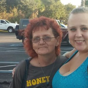 Meet your Posher, Vicki