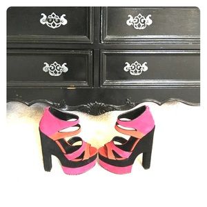 DV8 by Dolce Vita Suede Playforms