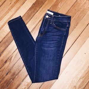 { Kancan Los Angeles Skinny Jeans }