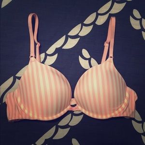 Victoria's Secret padded bra, 36B