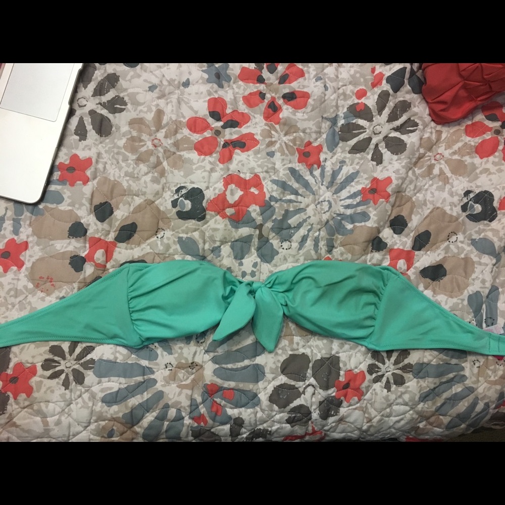 VS Bandeau Bikini