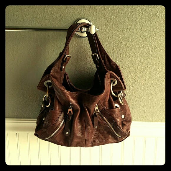b. makowsky Handbags - 🔥SALE🔥Great Condition B Makowsky Purse!