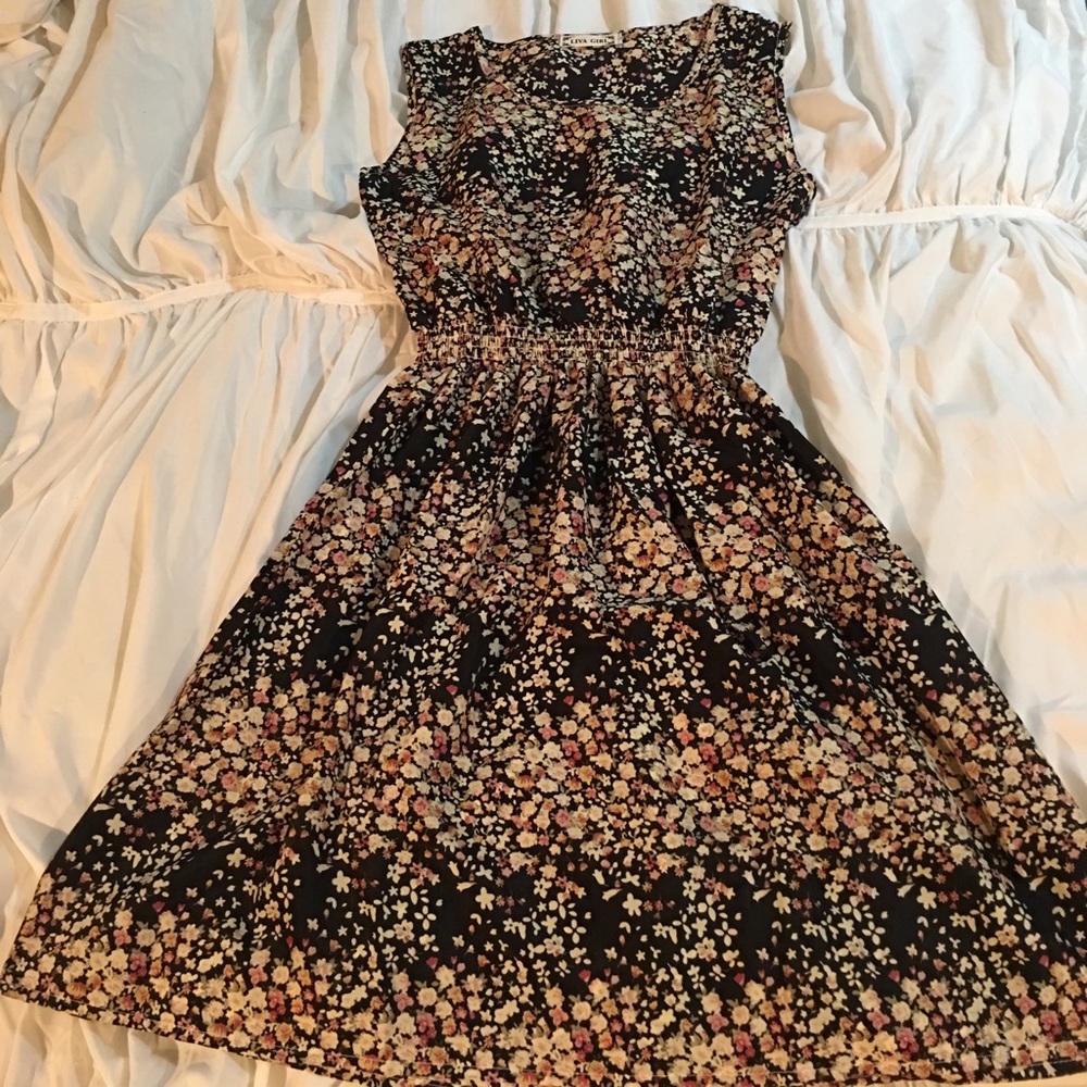 👗NWOT Liva Girl dress 👗