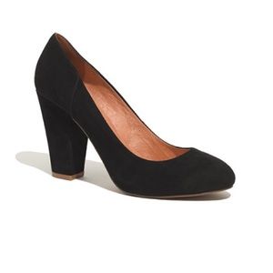 The Frankie Pump in Suede