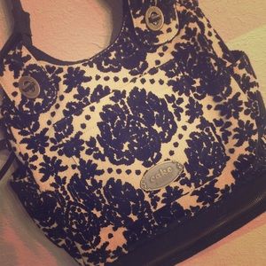 Cake by Pickle Petunia