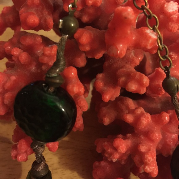 Vintage glass beads necklace - Picture 2 of 4