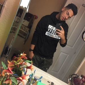 Meet your Posher, Angelo