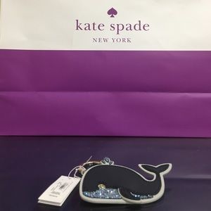 Kate Spade ♠️ Whale Keychain🐳