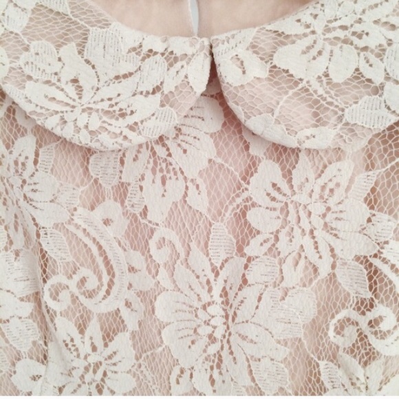 Cute blush lace dress with Peter Pan collar - Picture 2 of 2