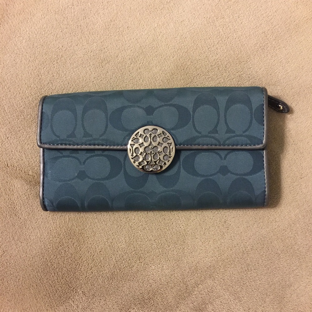 Shiny Coach Wallet