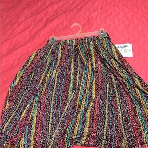 LuLaRoe Madison small