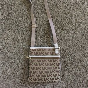 Michael Kohrs Crossbody