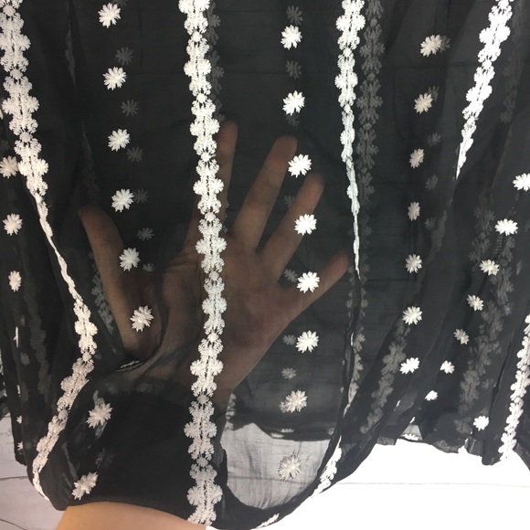 Sheer Bell Sleeve Top - Picture 5 of 7