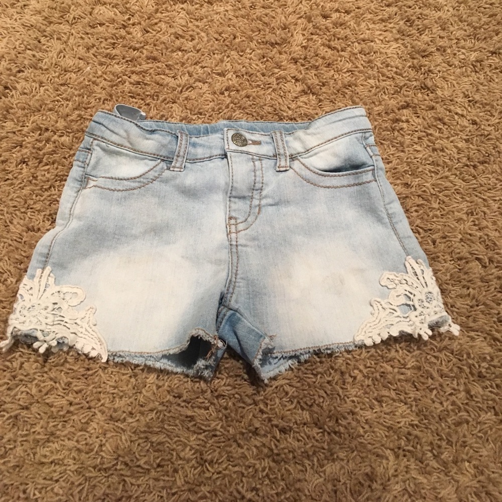 light wash jean shorts