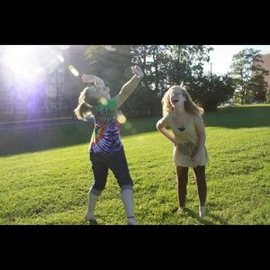 Meet your Posher, Nikkia