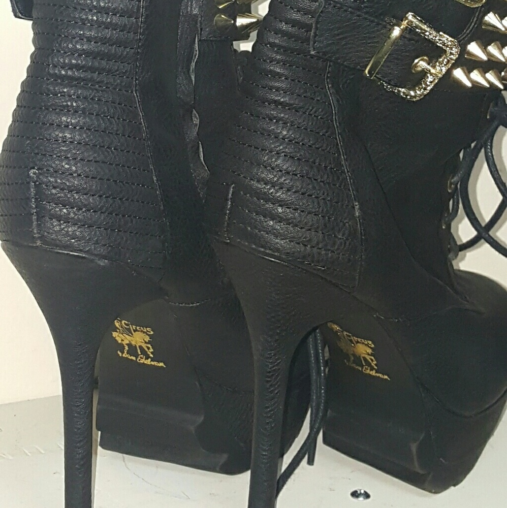 Sam Edelman gold studded booties - Picture 4 of 5